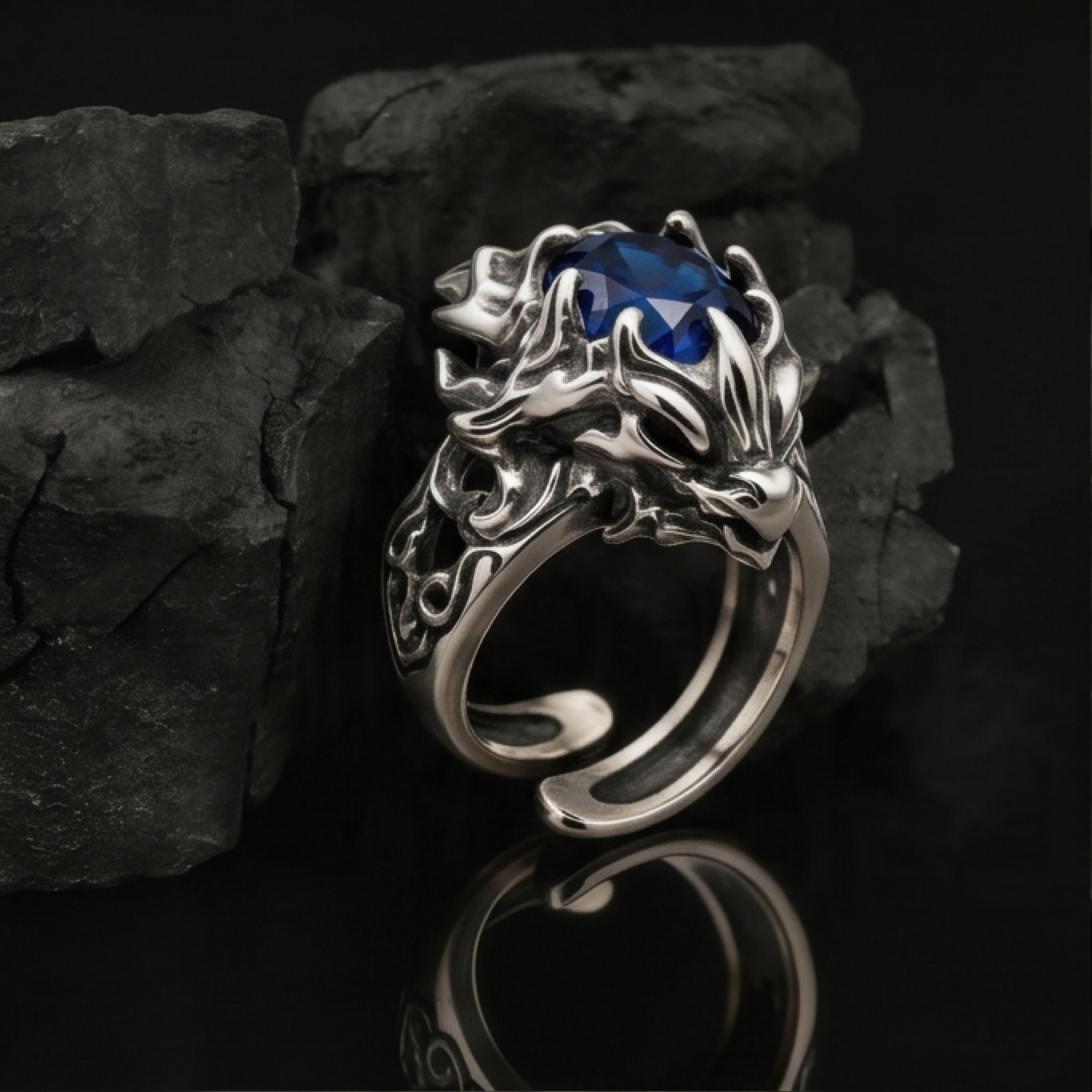 Yuuzo 925 Japan Dragon Claw Blue Stone Ring • Bold Gothic Adjustable Ring with Detailed Design for Statement Jewelry, Dark Style Outfit and Unisex Fashion