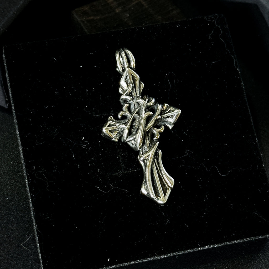 Yuuzo 925 Japan Thorn-Wrapped Cross Pendant • Dark Gothic Vintage Engraved Art Necklace for Men & Women