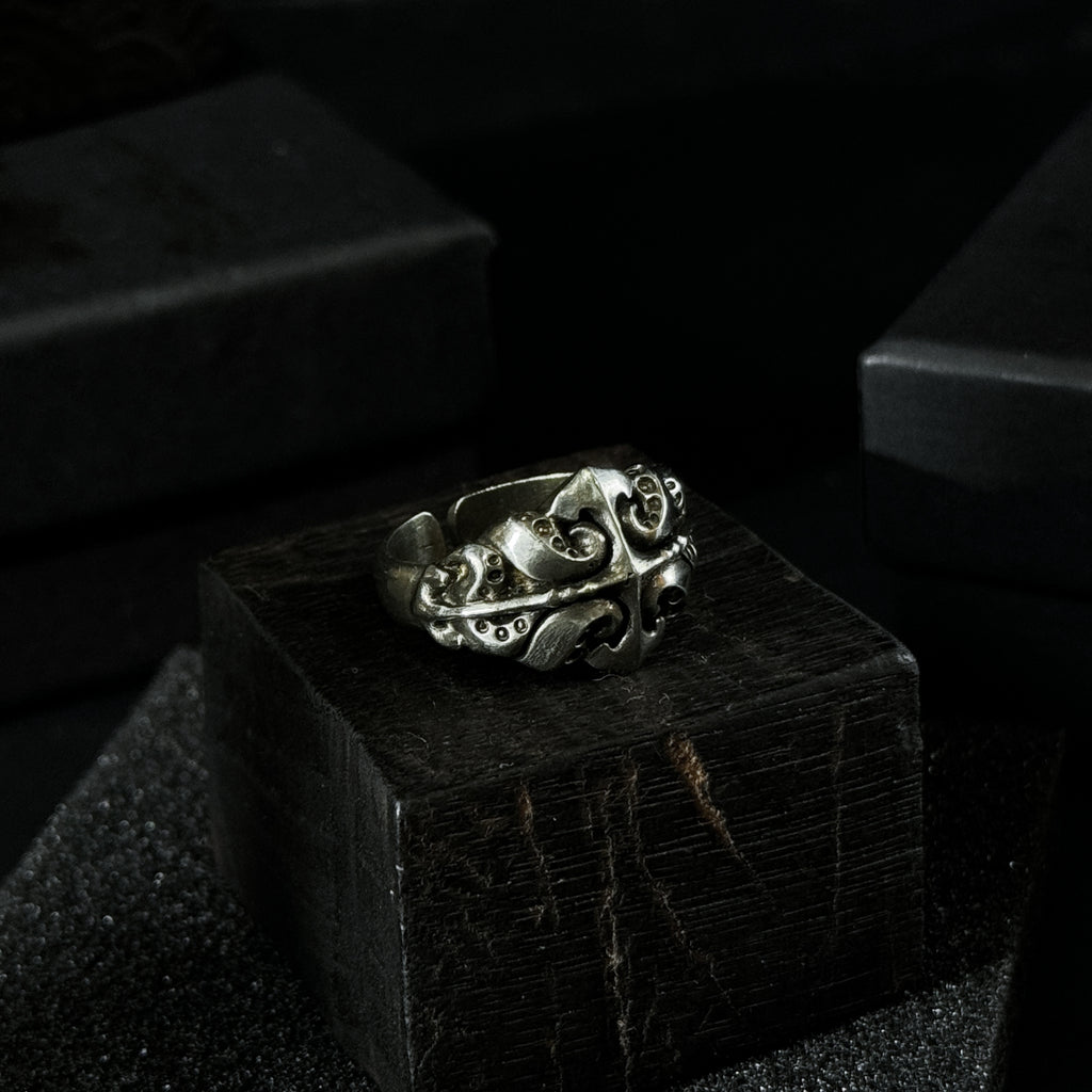 Yuuzo 925 Japan Gothic Dark Tentacle Ring • Vintage Octopus-Inspired Cross Engraved Art Band for Men & Women