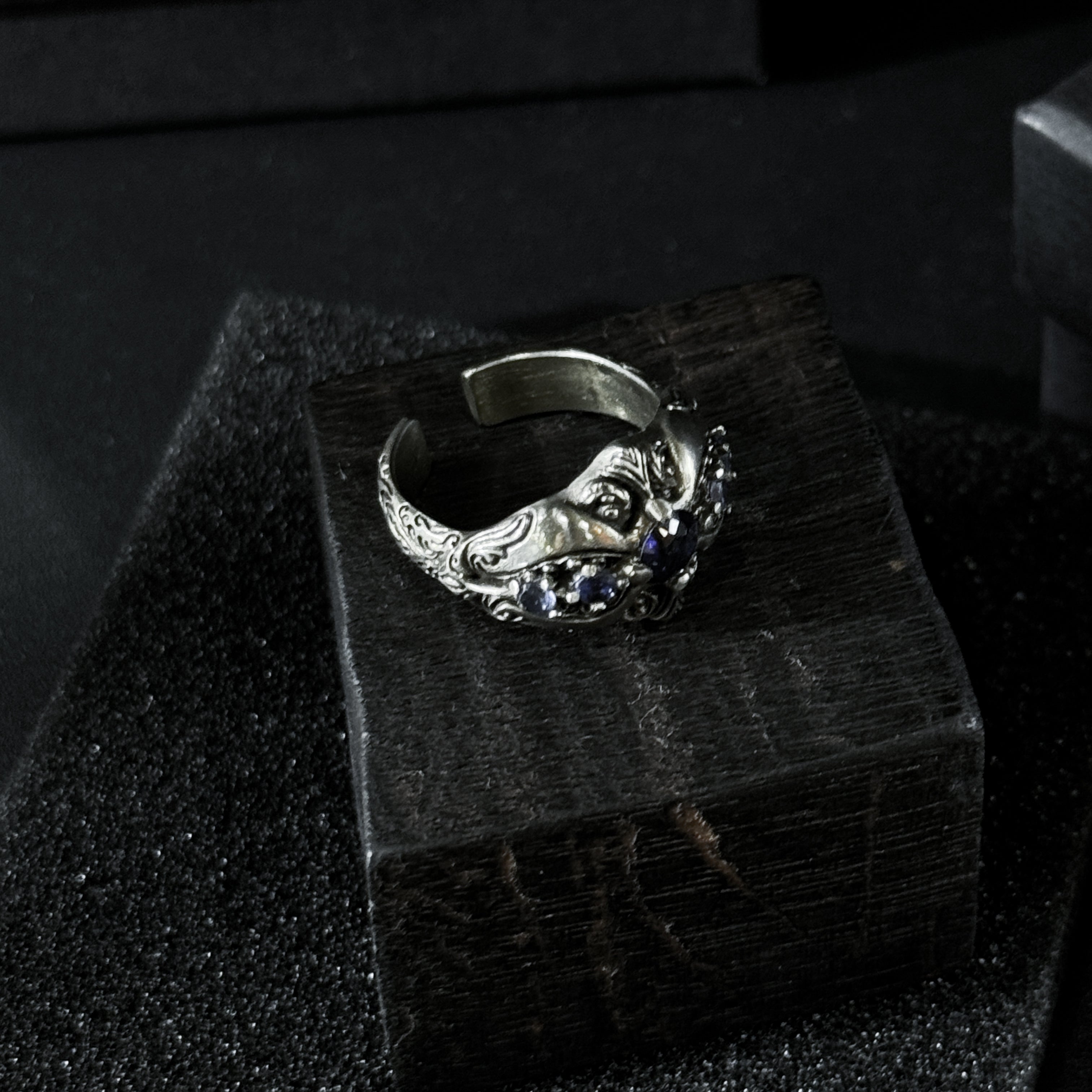 Yuuzo 925 Japan Dark Sapphire Art Ring • Gothic Textured Engraved Band for Men & Women