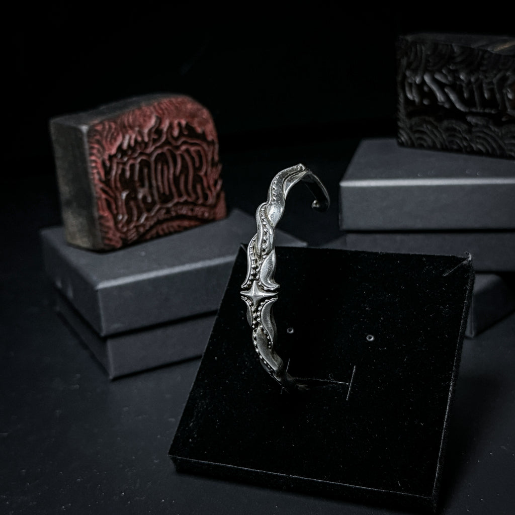 Yuuzo 925 Japan Artistic Octopus Tentacle Bracelet • Dark Vintage Sculptural Art Cuff for Men & Women
