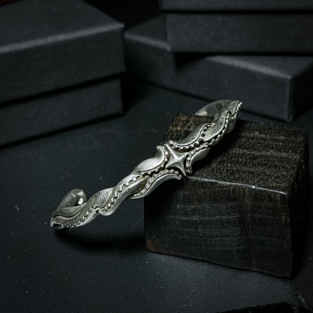 Yuuzo 925 Japan Artistic Octopus Tentacle Bracelet • Dark Vintage Sculptural Art Cuff for Men & Women