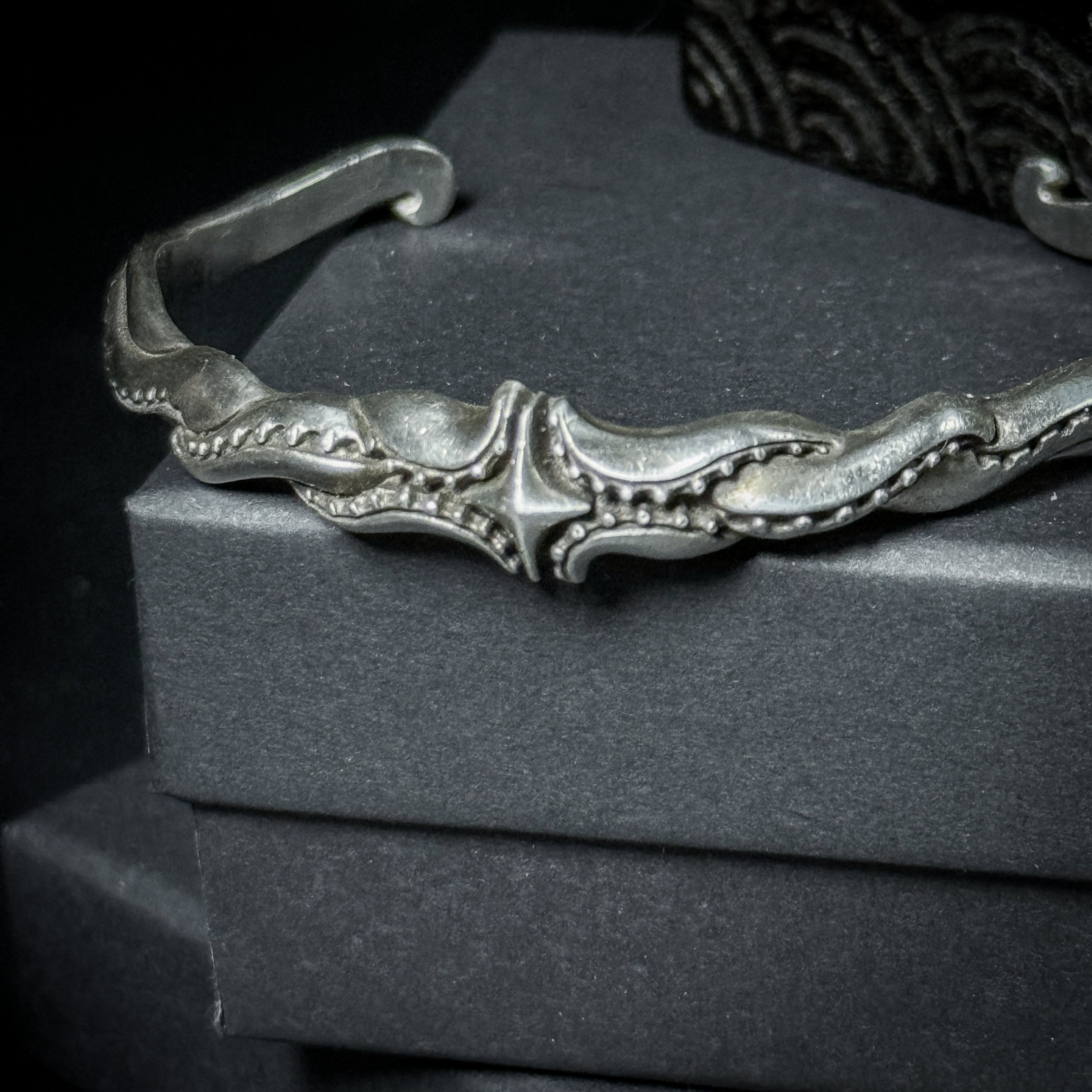 Yuuzo 925 Japan Artistic Octopus Tentacle Bracelet • Dark Vintage Sculptural Art Cuff for Men & Women