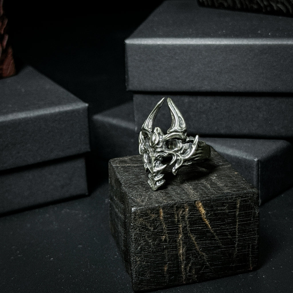 Yuuzo 925 Japan Twin-Horn Scorpion Carapace Ring • Gothic Bone-Armor Art Jewelry