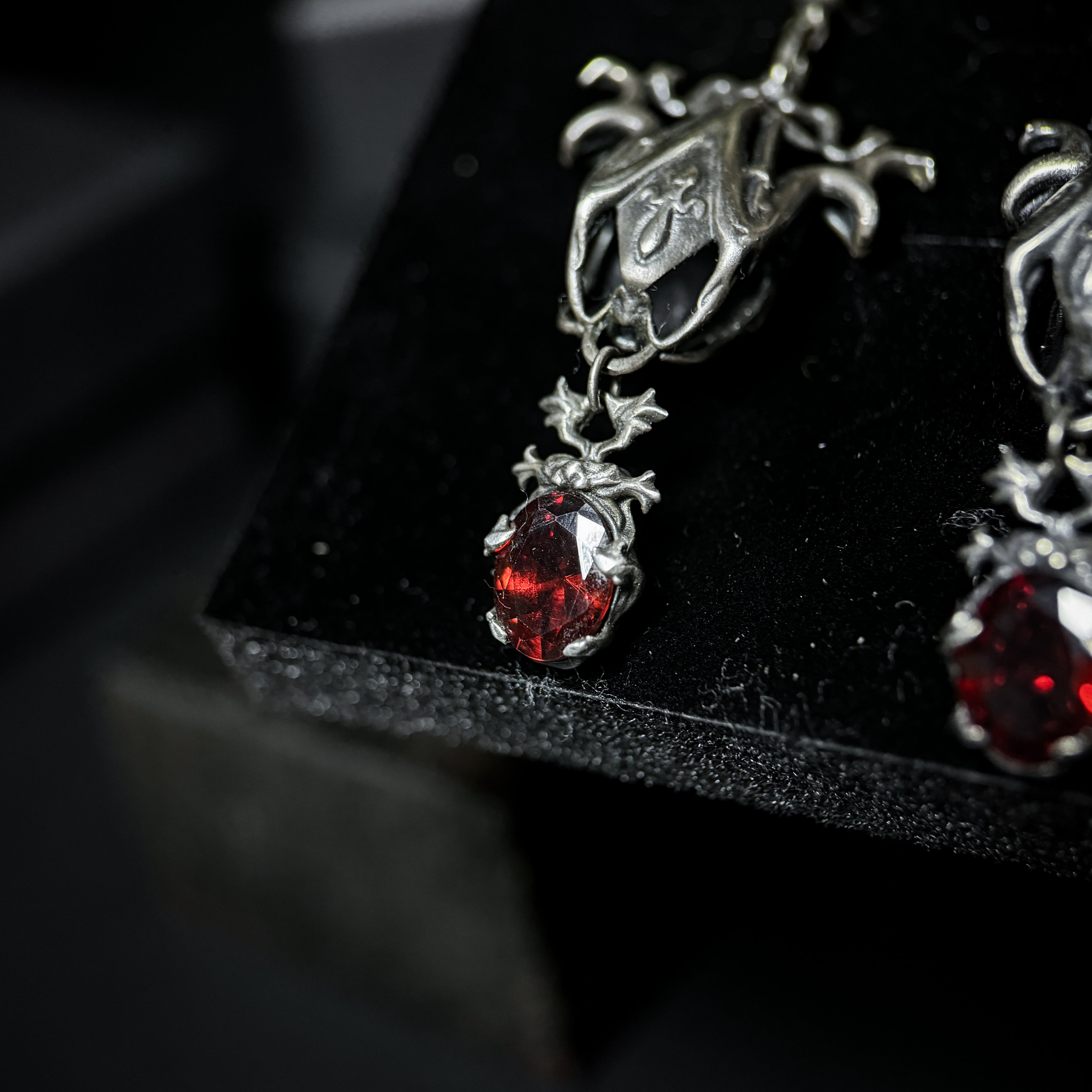 Yuuzo 925 Japan Vintage Gothic Red Dark Stone Earrings • Intricate Engraved Art Dangle Earrings for Men & Women