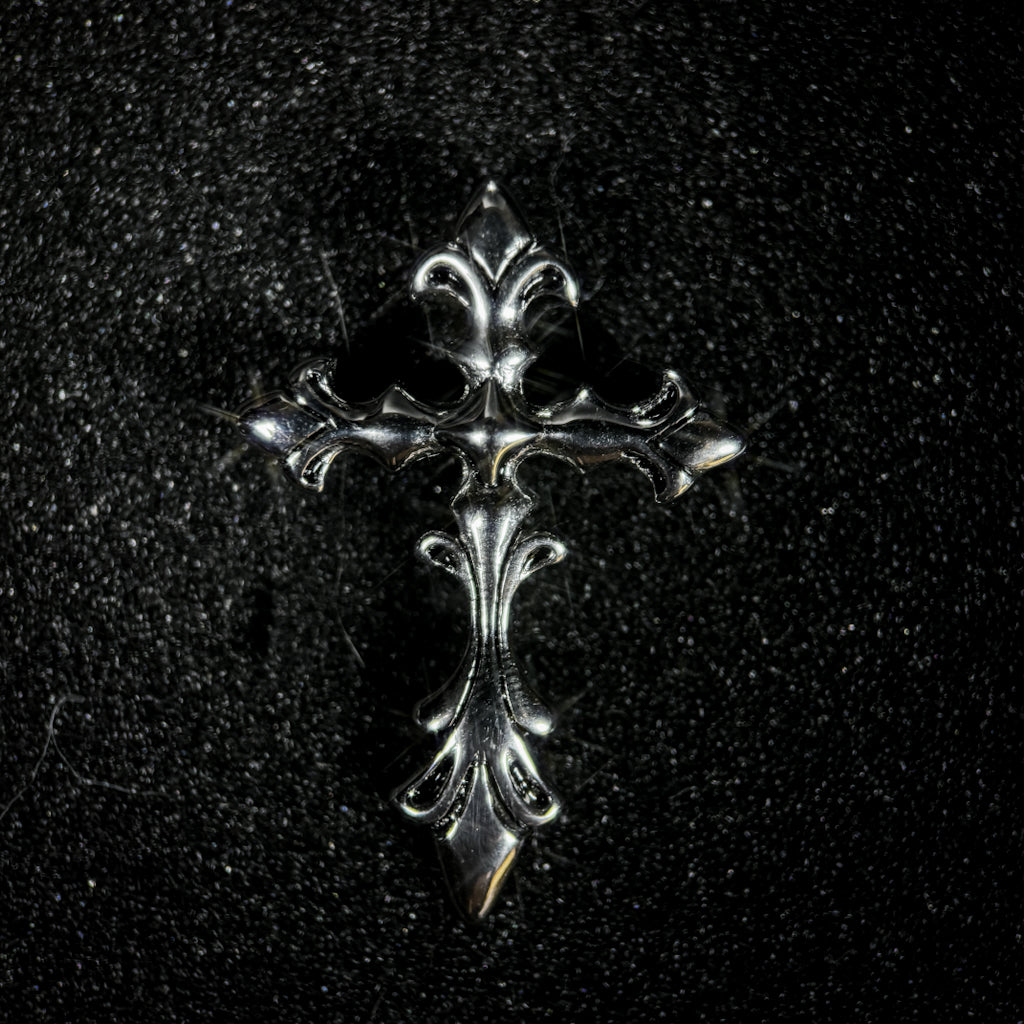 Yuuzo 925 Japan Artistic Fleur-de-Lis Cross Pendant • Dark Vintage Sculptural Art Necklace Pendant for Men & Women