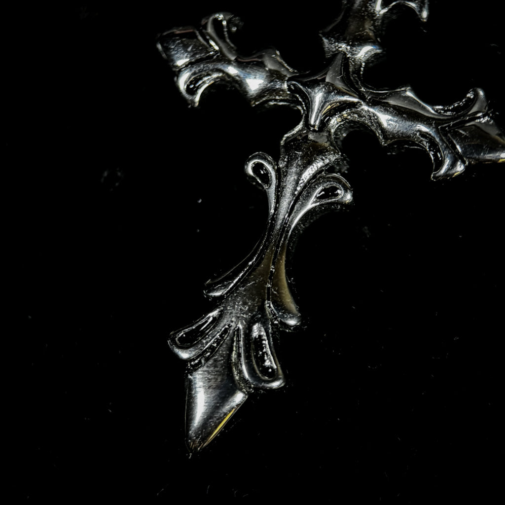Yuuzo 925 Japan Artistic Fleur-de-Lis Cross Pendant • Dark Vintage Sculptural Art Necklace Pendant for Men & Women