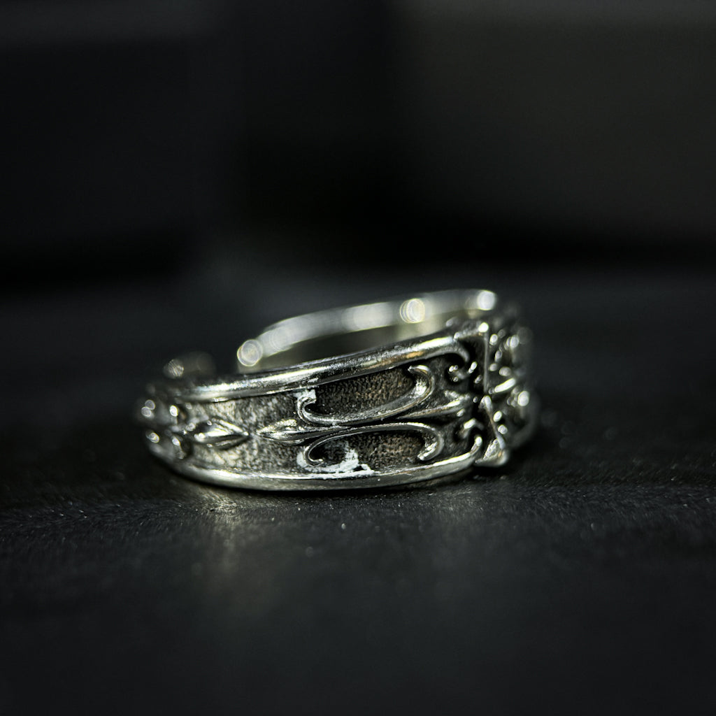 Yuuzo 925 Japan Vintage Cross Ring with Fleur-de-Lis • Engraved Art Band for Men & Women