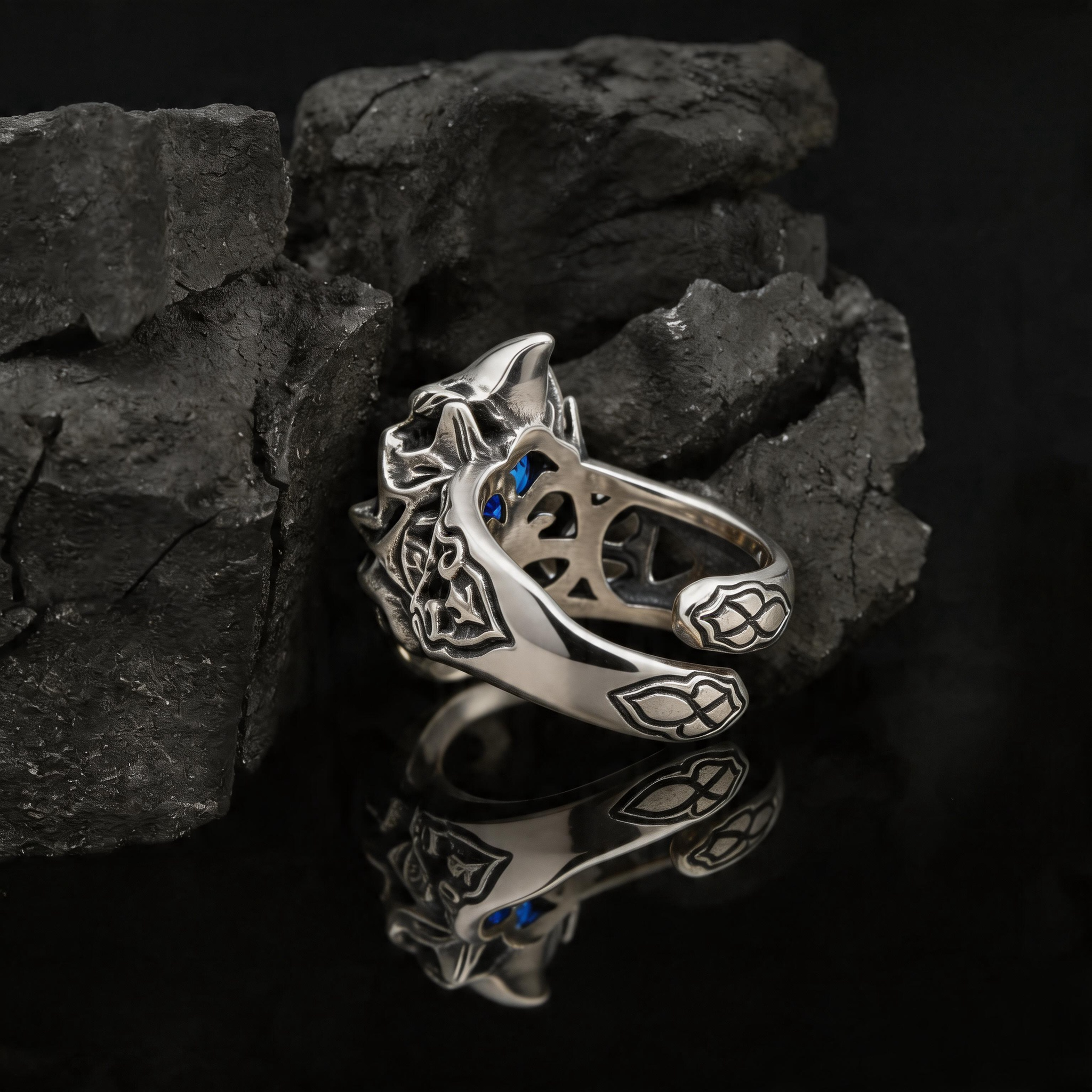 Yuuzo 925 Japan Blue Stone Claw Ring • Aggressive Gothic Design Adjustable Ring with Sharp Wrap Setting, Dark Aesthetic Statement Jewelry