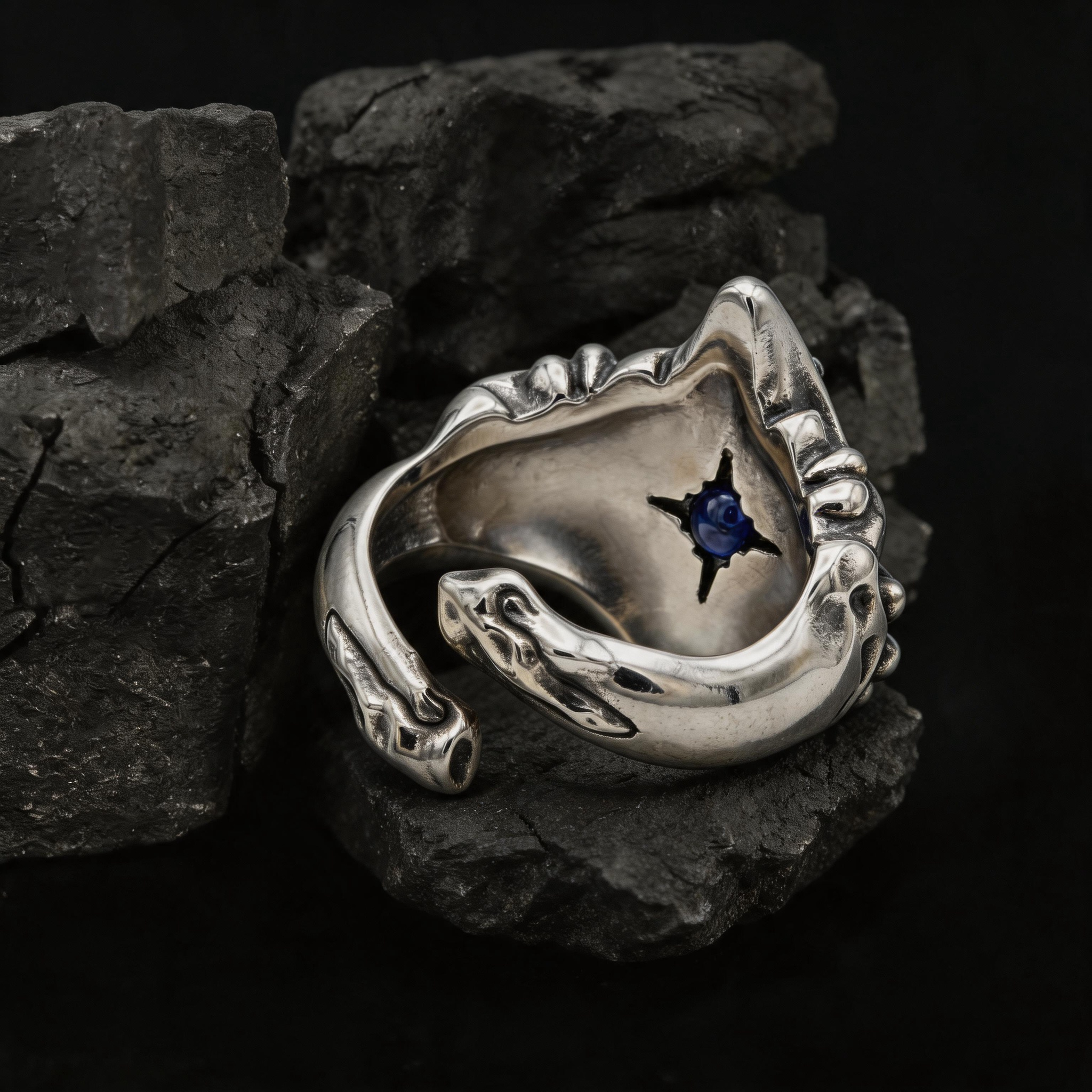 Yuuzo Dark Fantasy Blue Gem Ring, Gothic Punk Jewelry for Women Men, Y2K Alternative Fashion Ring, Adjustable Streetwear Accessories, Cool Goth Style Gift