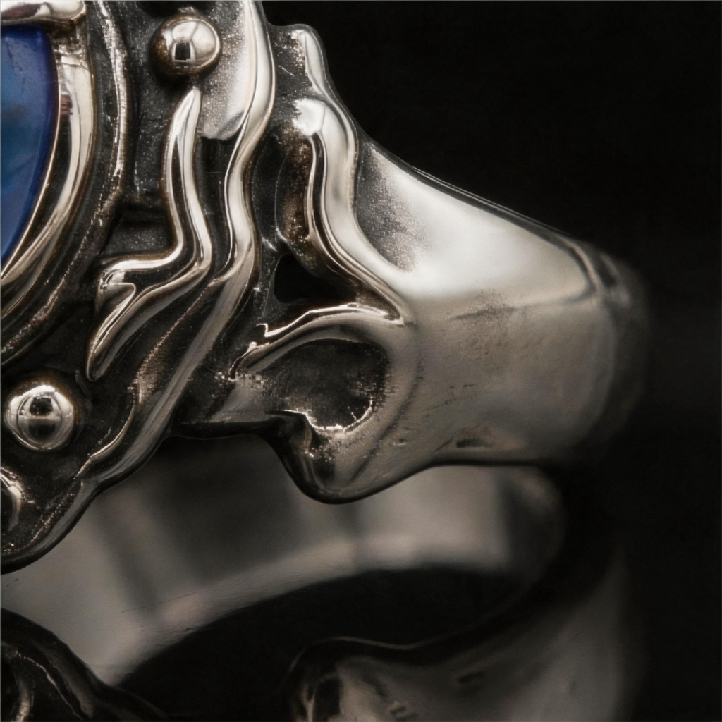 Yuuzo Blue Eye Gothic 925 Sterling Silver Ring