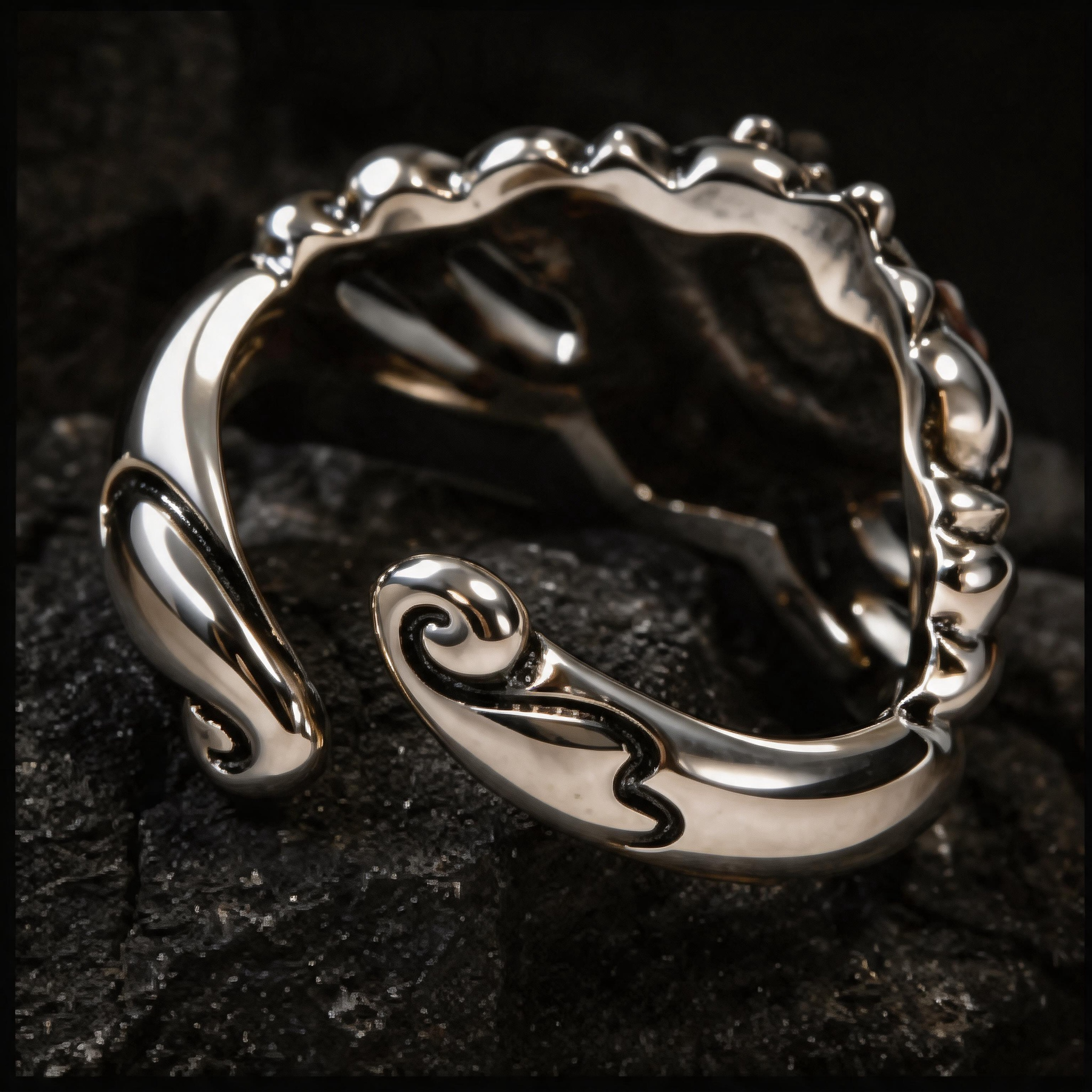 Yuuzo Red Gem Gothic Ring for Women, Vintage Snake Punk Jewelry, Dark Fantasy Adjustable Ring, Y2K Goth Aesthetic Accessories, Alternative Fashion Statement Ring