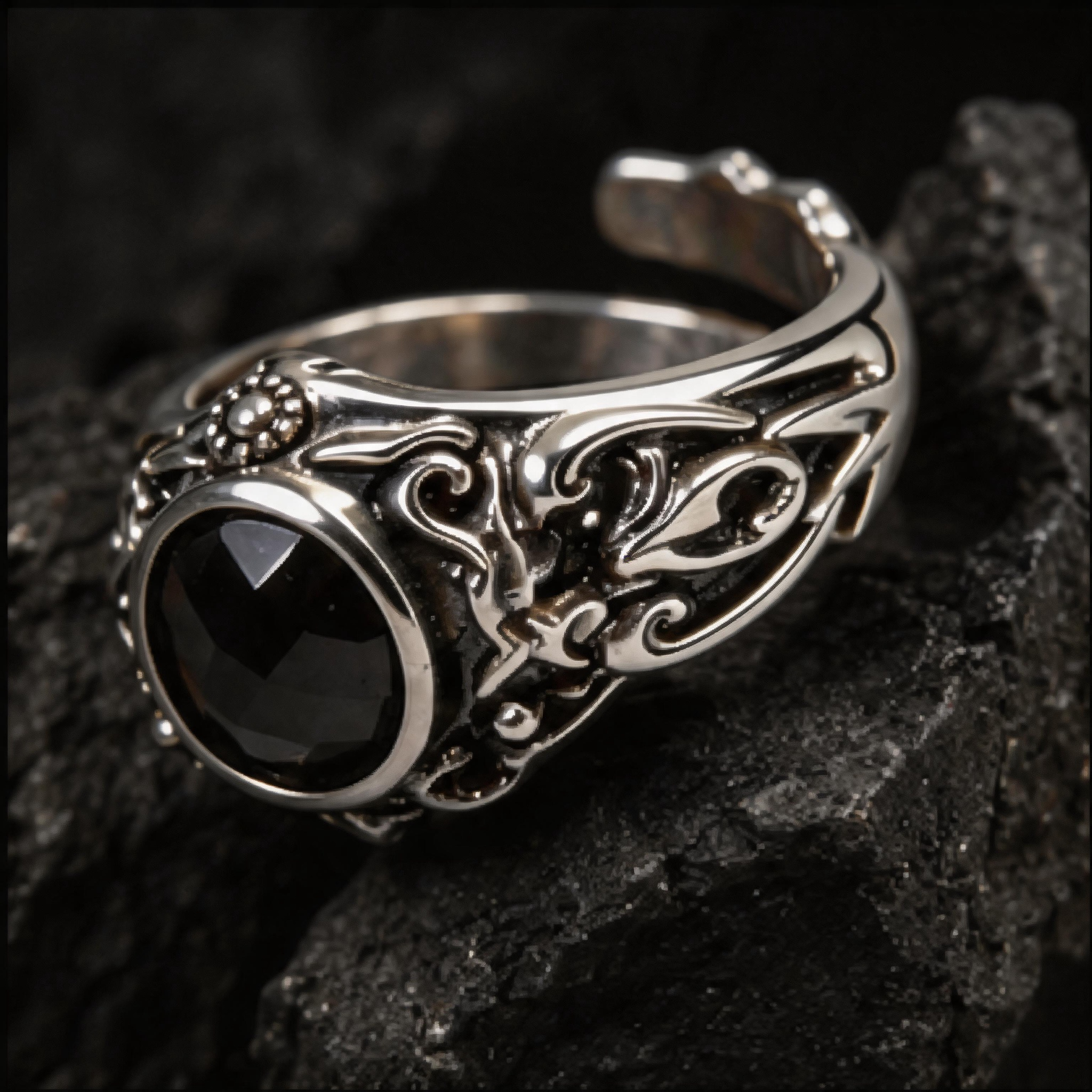 Yuuzo Black Gem Gothic Ring for Women Men, Dark Fantasy Adjustable Statement Ring, Vintage Punk Y2K Jewelry, Witchcore Goth Accessories, Unisex Streetwear Fashion Ring Gift