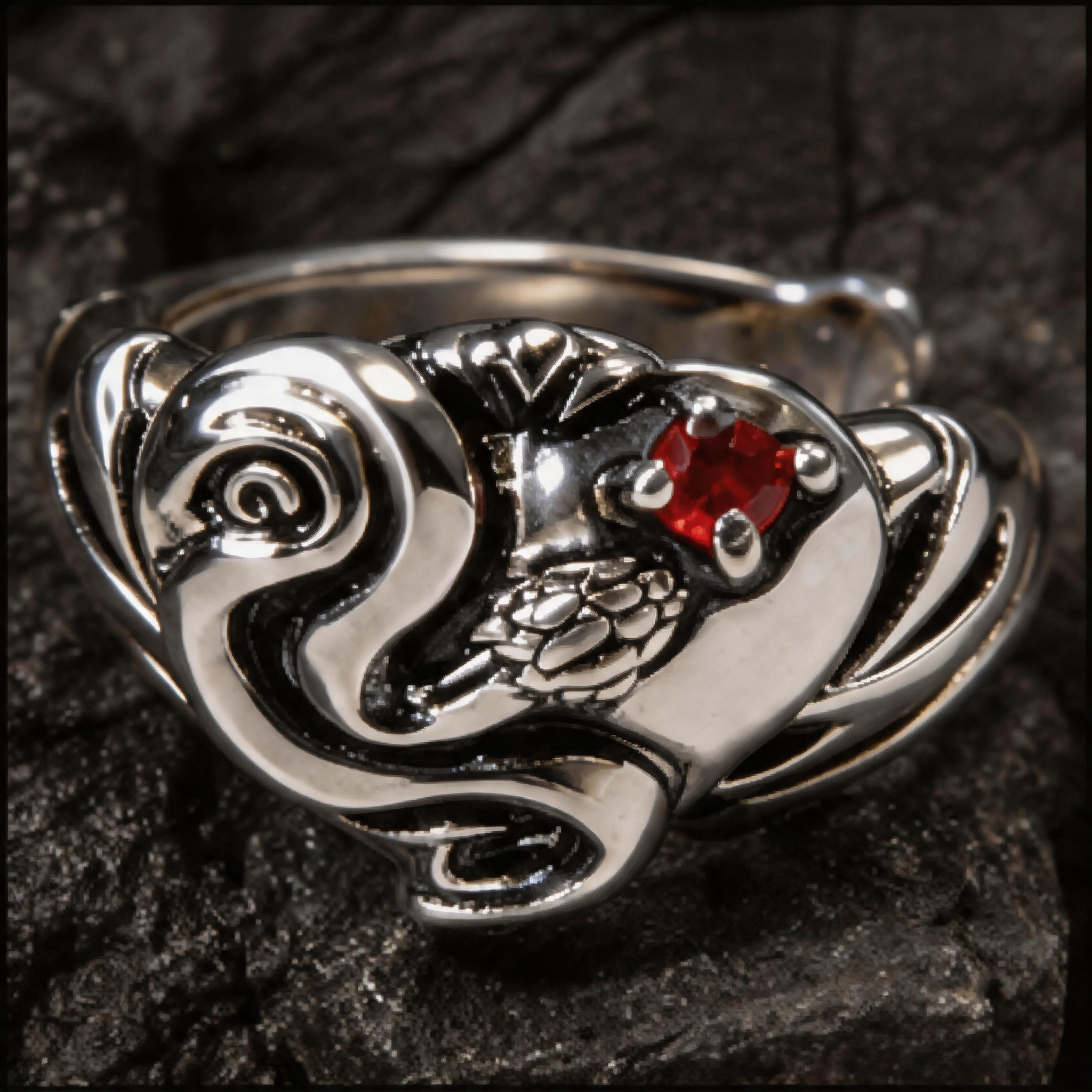 Yuuzo Red Gem Gothic Ring for Women, Vintage Snake Punk Jewelry, Dark Fantasy Adjustable Ring, Y2K Goth Aesthetic Accessories, Alternative Fashion Statement Ring